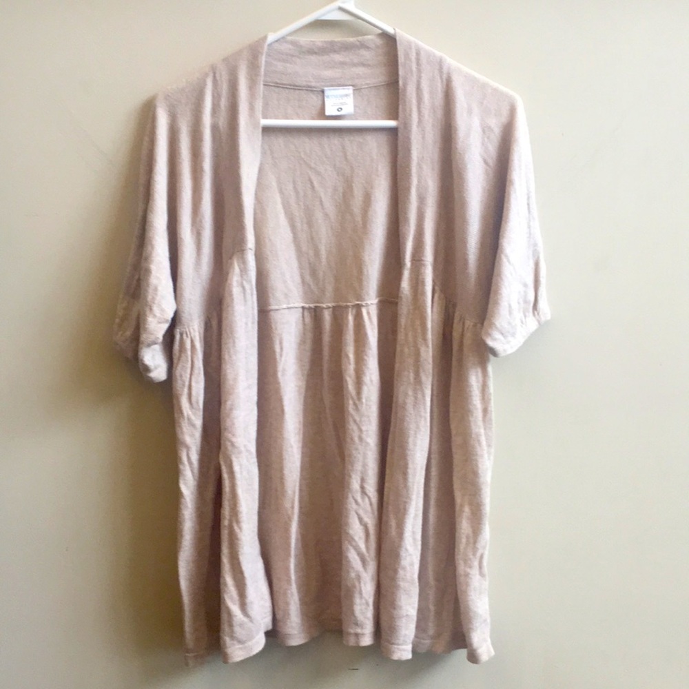 Short sleeve lightweight cream maternity sweater